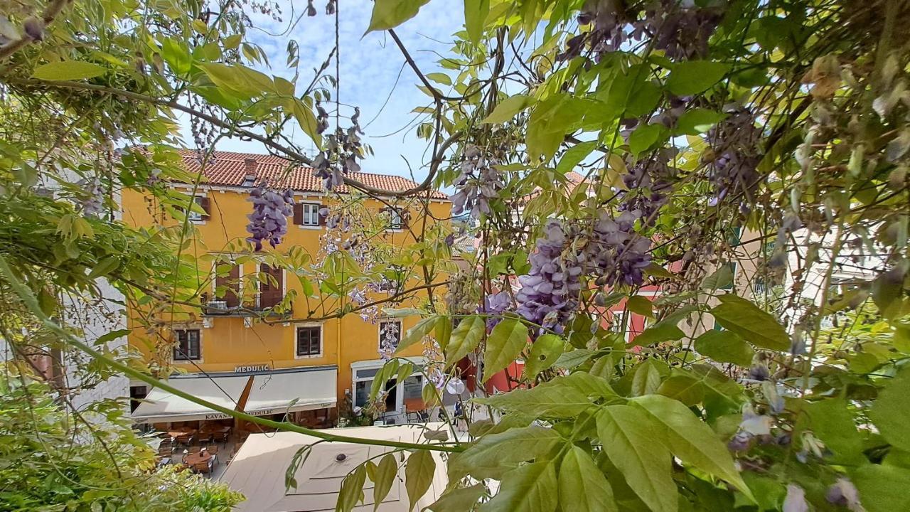 Medulic Palace Rooms & Apartments Sibenik Exterior photo