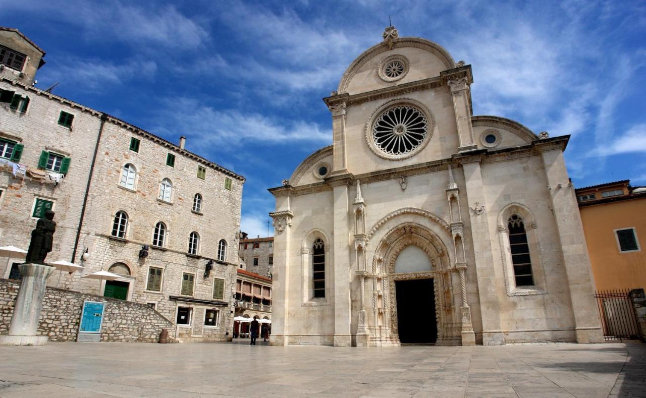 Medulic Palace Rooms & Apartments Sibenik Exterior photo